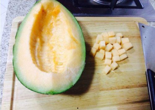 吃哈密瓜操作方法视频,视频教学，一招解锁美味