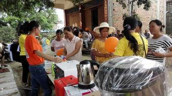 乡下聚集吃瓜事件真相视频,真相背后引人深思